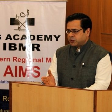 director_photo_1587231650